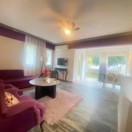 Modern Flat Next To The Beach * مرمريس